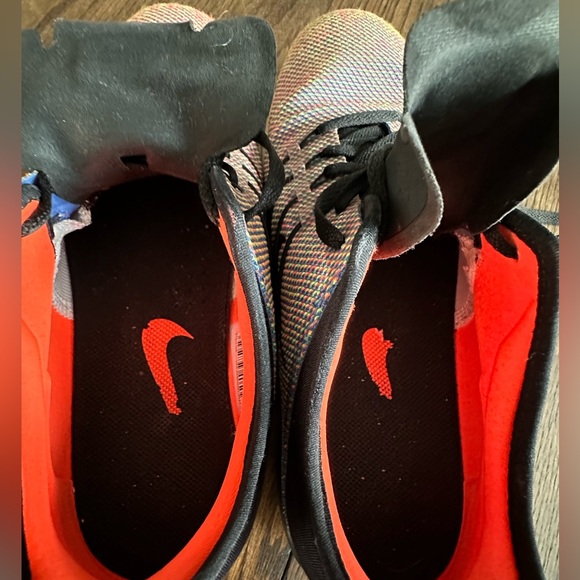 Nike Free Athletic Shoes - Picture 5 of 8